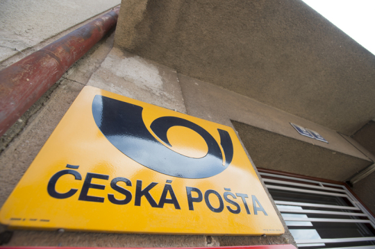 Česká pošta od září zvýší mzdy v průměru o desetinu. Dá na to 320 milionů