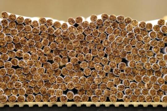 Zisk Philip Morris ČR loni klesl na 3,3 mld. Kč, tržby se snížily na 20,6 mld.