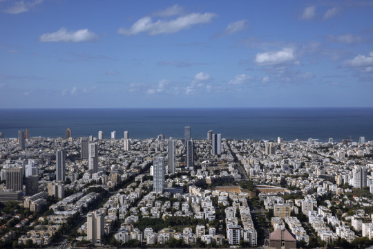České cestovní kanceláře zastavily prodej zájezdů do Izraele, klienty tam nemají