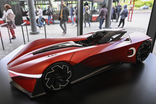 Škoda uvedla studii sportovního elektrického vozu, bude ale jen na PlayStationu